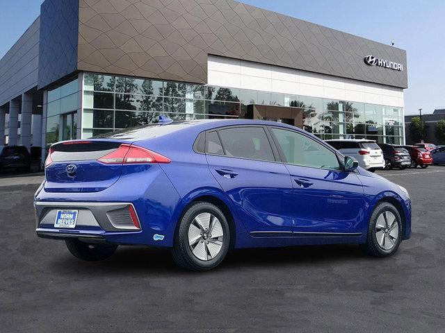 2022 hyundai ioniq hybrid se