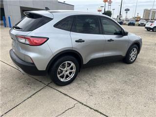 2021 Ford Escape s
