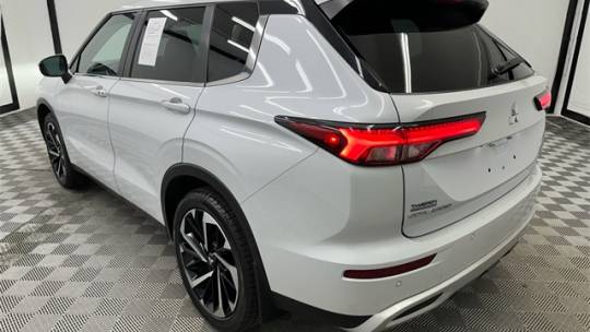 2023 mitsubishi outlander se