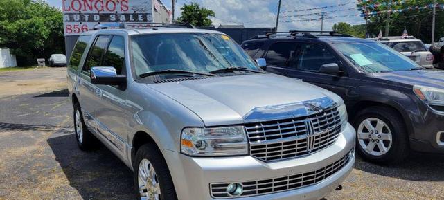 2013 lincoln navigator base