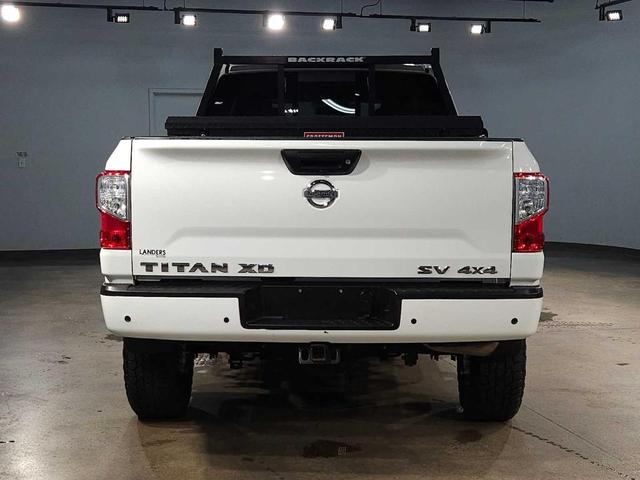 2021 nissan titan xd sv