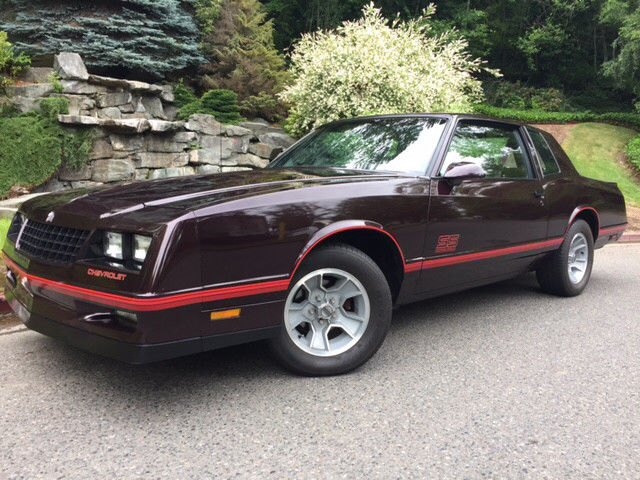1987 chevrolet monte carlo ****9,800 original miles!!****