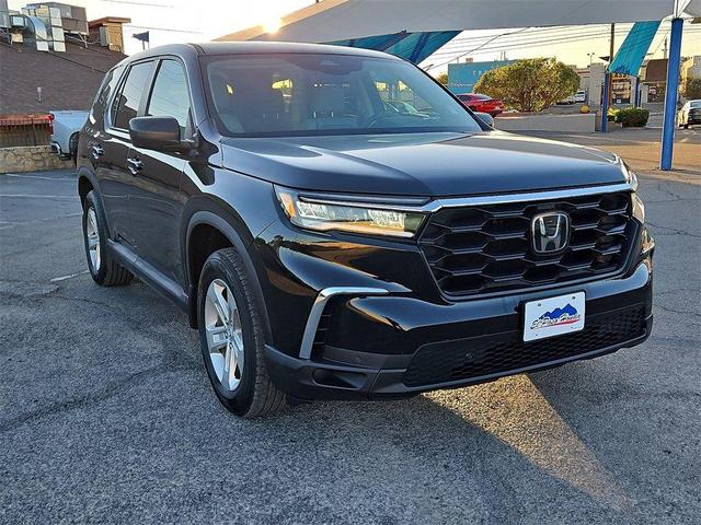 2023 honda pilot lx