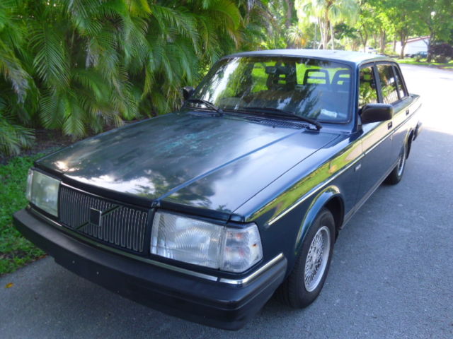 1993 volvo 240 sedan classic. florida car. no reserve