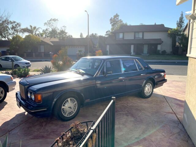 1989 bentley turbo r red label perfect running condition. no major issues