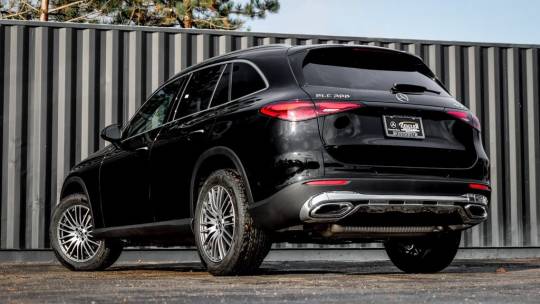 2025 Mercedes-Benz GLC