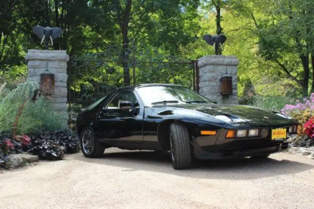 1985 porsche 928 s rare 5 speed manual low miles inspected servicedblack glass!!