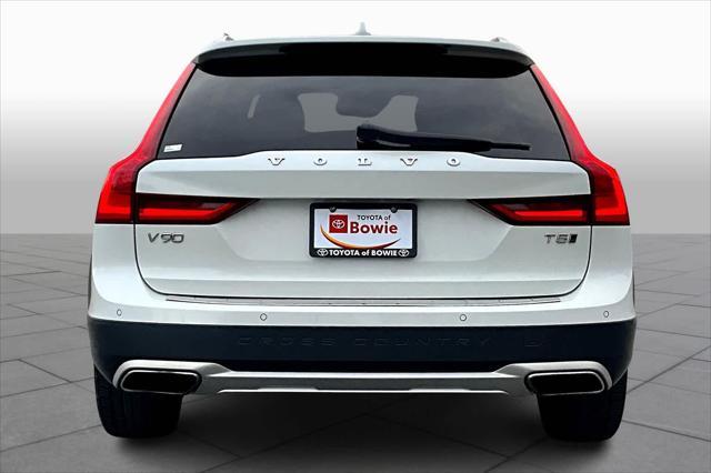 2018 volvo v90 cross country t mulliner