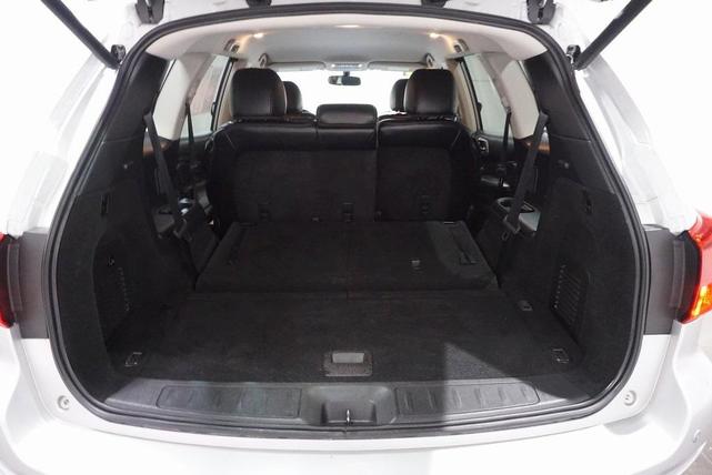 2019 nissan pathfinder sl