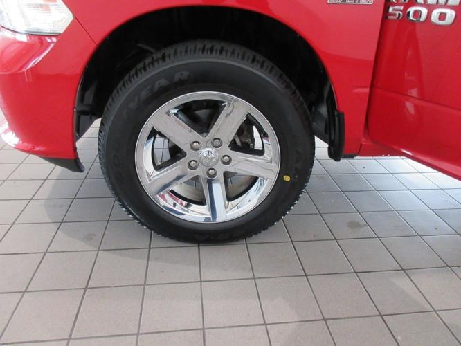 used 2016 ram 1500 4x4 crew cab express green bay, wi 54303 for sale in green bay, wisconsin