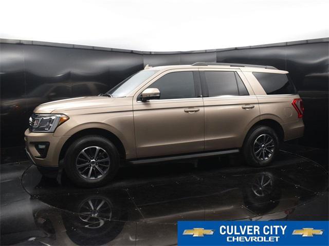 2020 ford expedition xlt