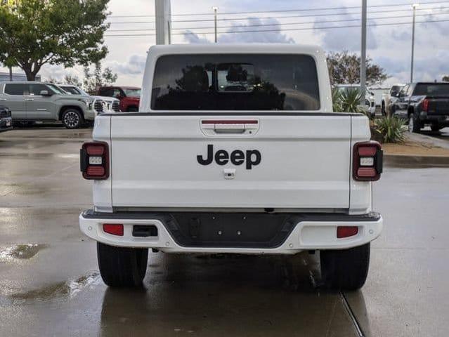 2022 jeep gladiator overland