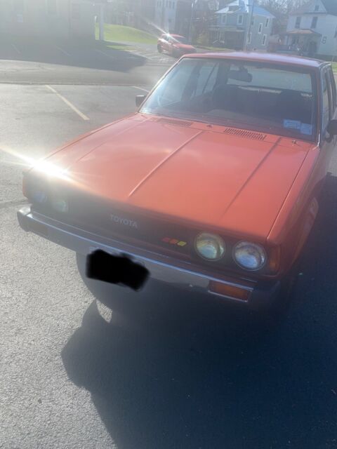 1981 toyota corolla sedan orange rwd automatic deluxe