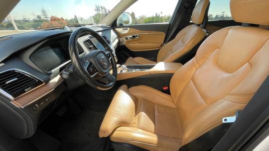 2016 Volvo XC90