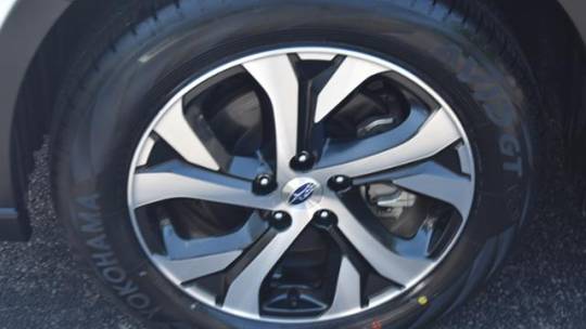 2022 subaru outback touring xt