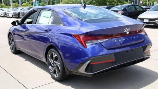 2024 Hyundai Elantra