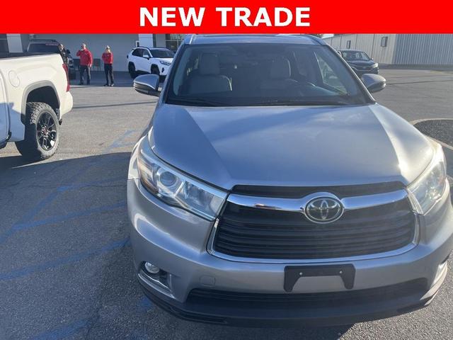 2014 toyota highlander limited