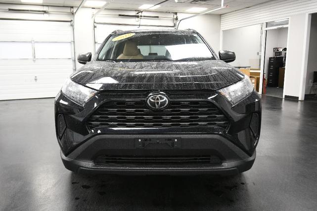 2019 toyota rav4 le