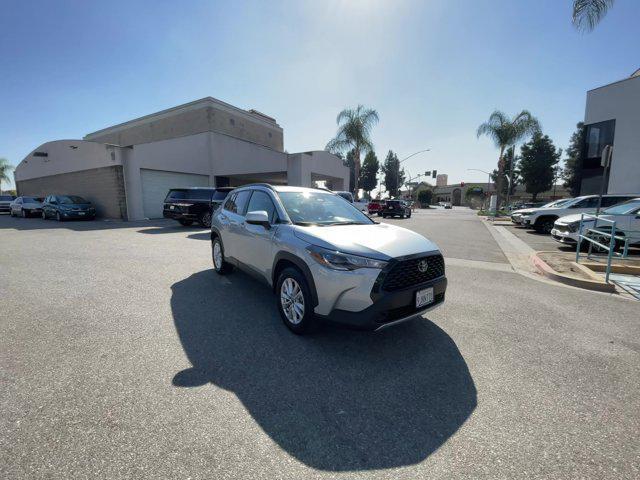 2024 toyota corolla cross le