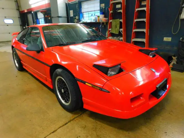 1988 pontiac fiero gt t1272153