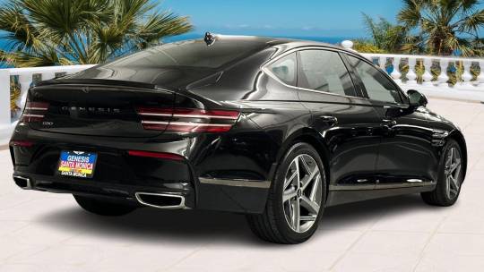 2023 Genesis G80