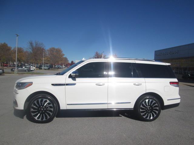 2023 lincoln navigator black label