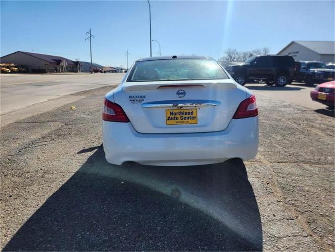 2009 nissan maxima in webster, south dakota