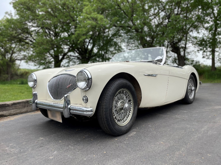 1956 austin-healey 100m bn2 roadster