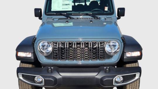 2024 Jeep Gladiator