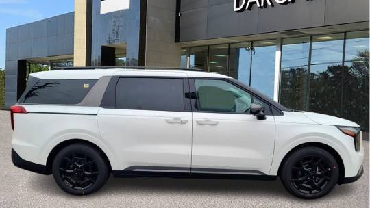 2025 Kia Carnival