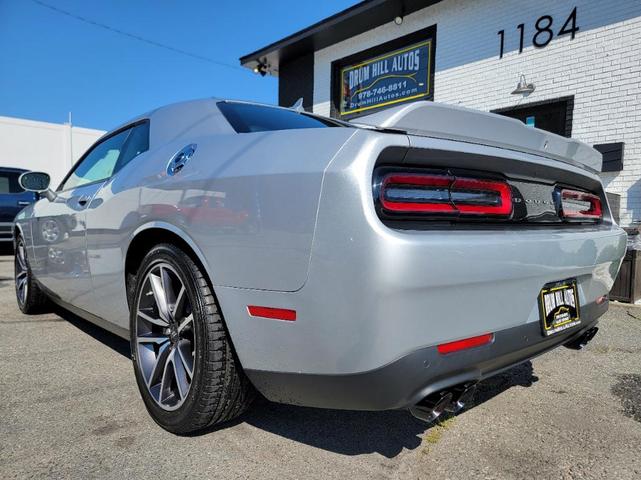 2022 dodge challenger r/t