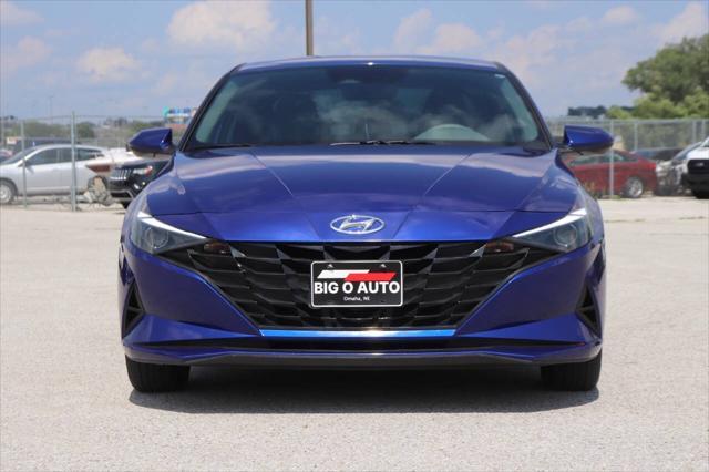 2022 hyundai elantra se
