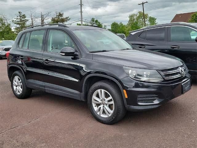 2017 volkswagen tiguan 2.0t s in red hill, pennsylvania