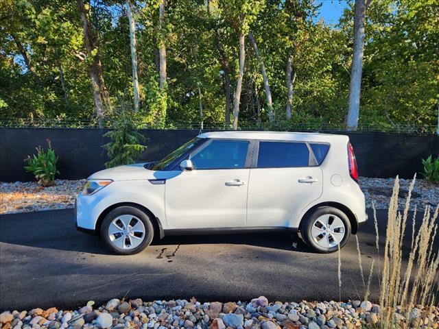 2016 kia soul base