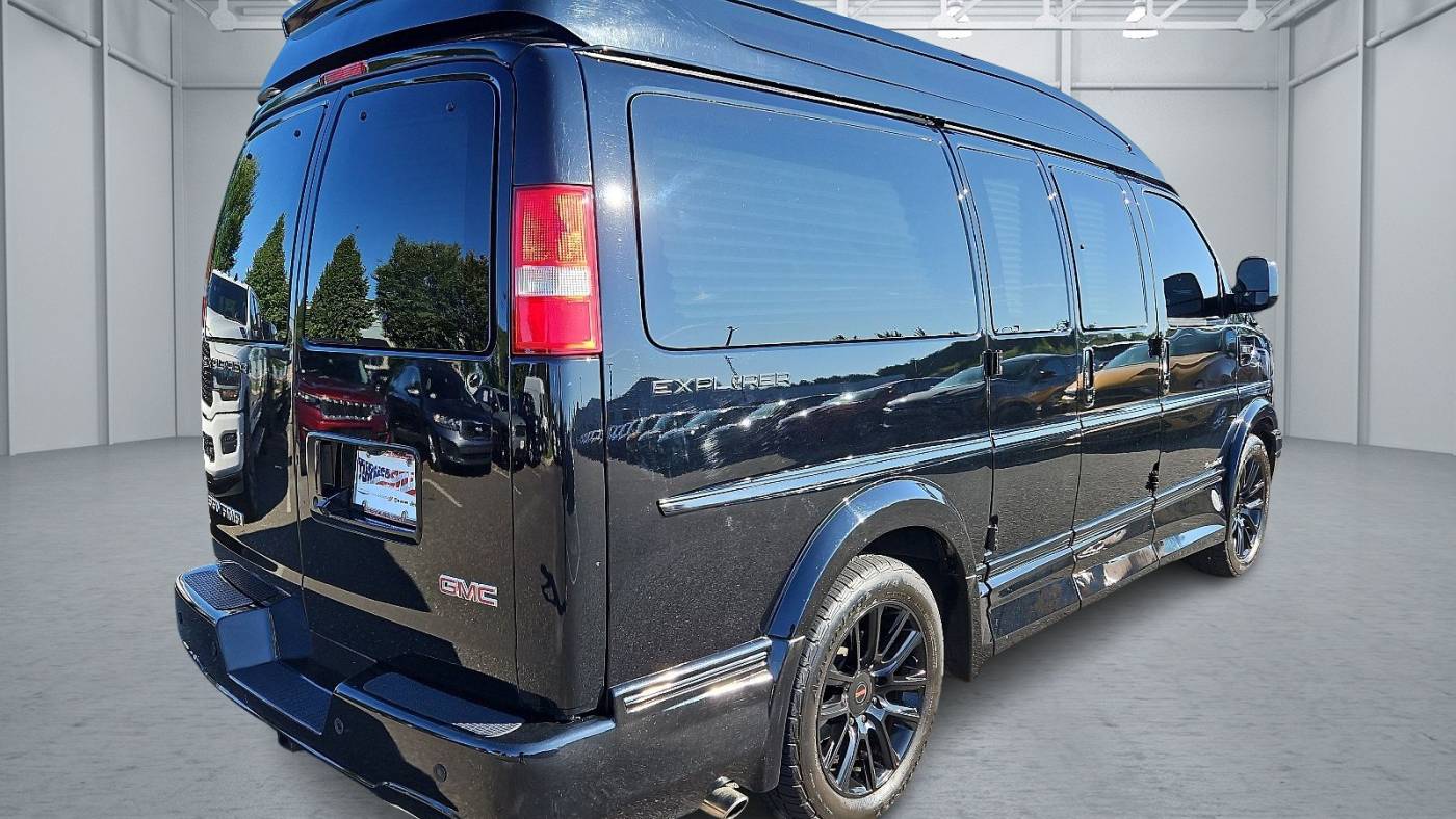 2021 gmc savana 2500