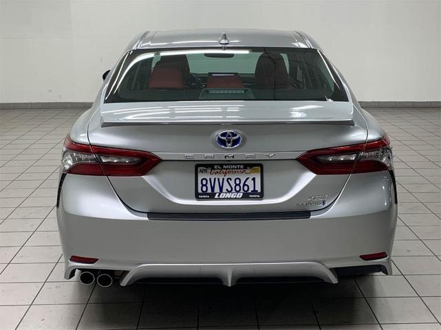 2021 toyota camry hybrid xse