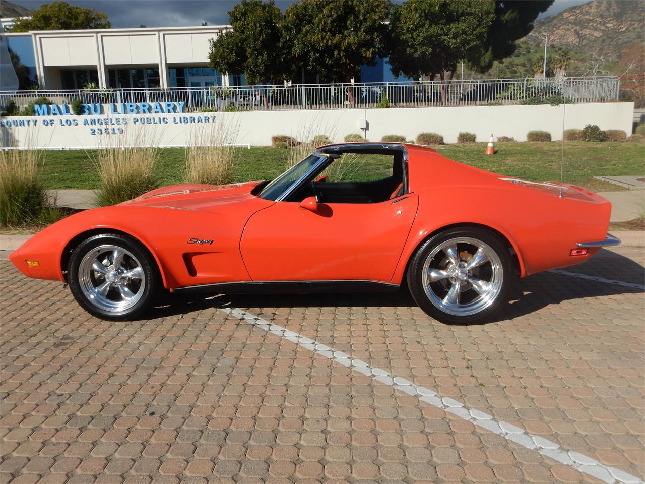 1973 chevrolet corvette stingray