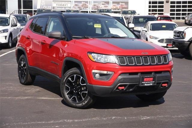 2021 jeep compass trailhawk