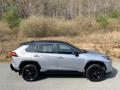 2023 toyota rav4 hybrid xse in beckley, west virginia