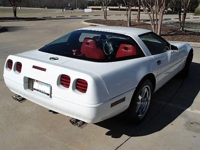 1994 chevrolet corvette coupe lt-1