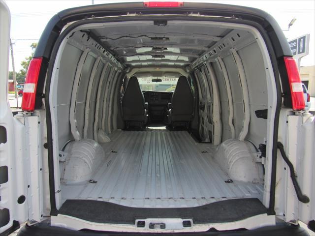 2022 chevrolet express 2500 rwd 2500 extended wheelbase wt