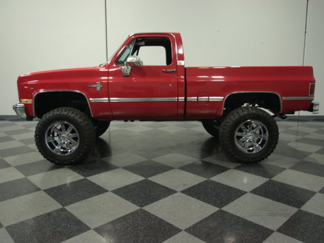ls1 powered 4x4 beauty, 4 bbl, auto, duals, lots of options & a/c, 20's, lifted