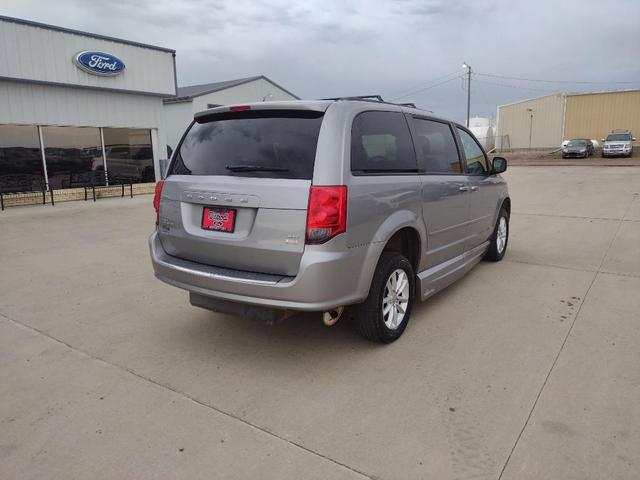 2014 dodge grand caravan sxt