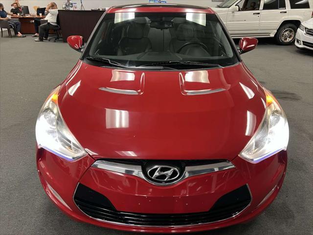2013 hyundai veloster base