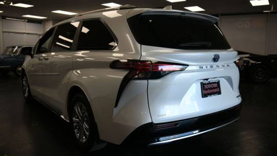 2023 Toyota Sienna