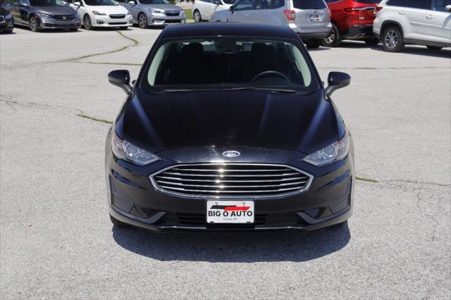 2020 ford fusion se