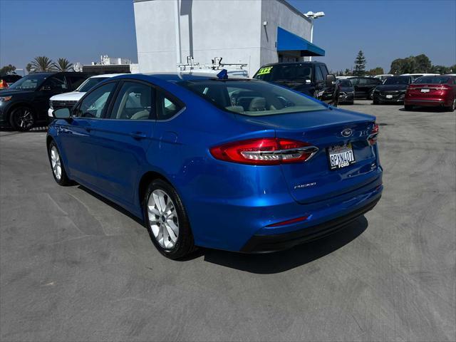 2020 ford fusion hybrid se