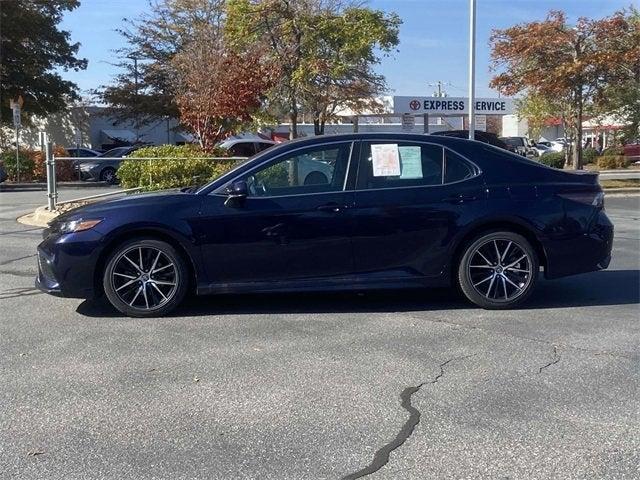 2021 toyota camry se