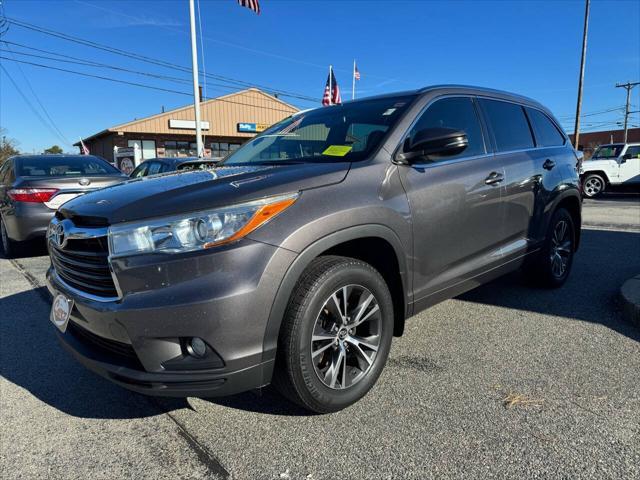 2016 toyota highlander xle