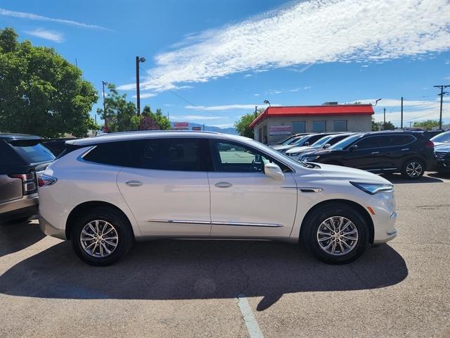 2024 buick enclave essence